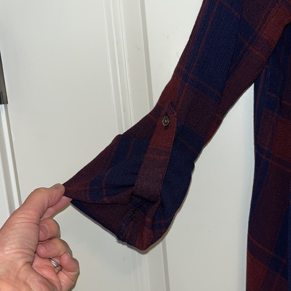 Knox Rose Navy & Maroon Shawl-wrap with sleeves Women’s size Small - Picture 7 of 7